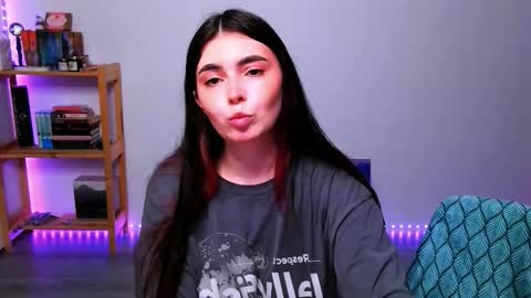 Peachy online show from 09/26/25, 05:17