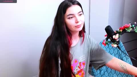 Peachy online show from 11/24/25, 04:29