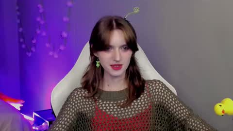 Snapshot of peachymaybe chatting on 09/25/25, 02:48 Peachy not a bb baby love or something Please call me Peachy online show from 09/25/25, 02:48