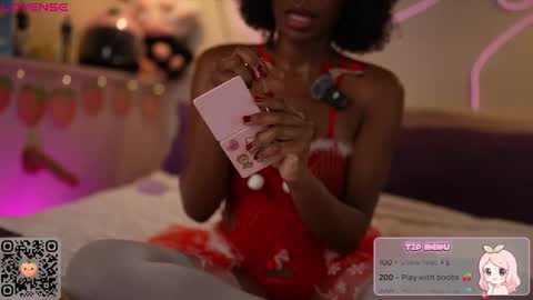 peachypeachgirl online show from 11/19/25, 03:39