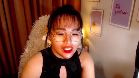 Snapshot of peakaboo_xx chatting on 04/09/26, 07:25 Angel Creamdensada online show from 04/09/26, 07:25