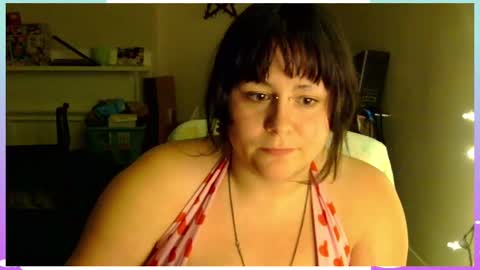 Snapshot of peakobunny chatting on 11/06/25, 06:36 peakobunny online show from 11/06/25, 06:36