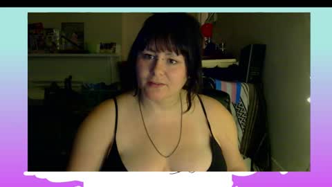 Snapshot of peakobunny chatting on 11/13/25, 11:14 peakobunny online show from 11/13/25, 11:14