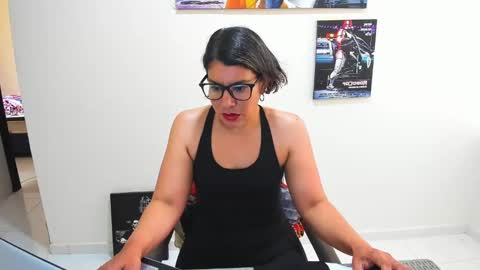 Tangerine Penaut online show from 12/28/24, 02:21