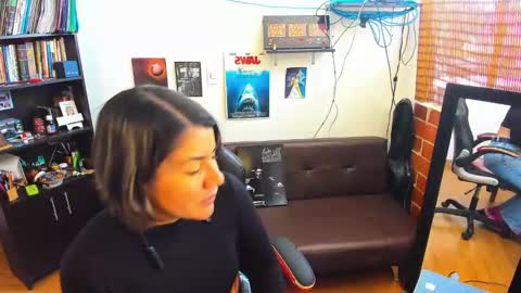 Tangerine Penaut online show from 01/12/25, 06:16