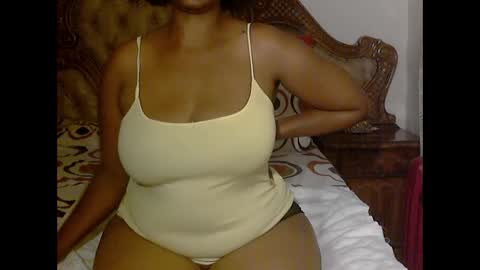 Snapshot of pearassmmm chatting on 02/07/25, 10:09 pearassmmm online show from 02/07/25, 10:09