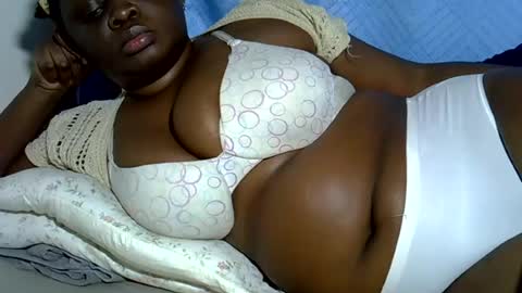 Keci online show from 06/07/26, 01:15