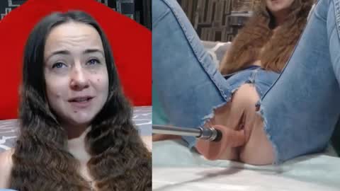 Snapshot of pearl_helen chatting on 10/24/25, 10:22 pearl_helen online show from 10/24/25, 10:22