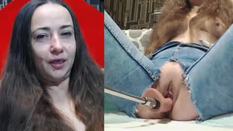 Snapshot of pearl_helen chatting on 11/15/25, 08:44 pearl_helen online show from 11/15/25, 08:44