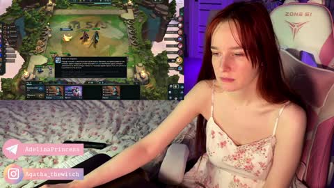 Adelina online show from 01/21/25, 12:25