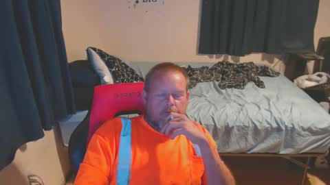 Snapshot of pecker40 chatting on 09/16/25, 11:50 pecker40 online show from 09/16/25, 11:50