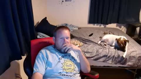 Snapshot of pecker40 chatting on 09/28/25, 11:54 pecker40 online show from 09/28/25, 11:54