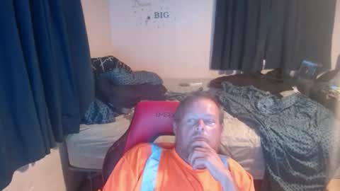 pecker40 online show from 05/02/26, 12:48