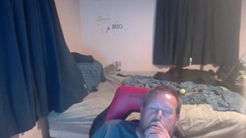 pecker40 online show from 05/18/26, 04:07