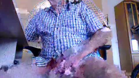 Snapshot of pedrodollo chatting on 09/23/25, 06:27 pedrodollo online show from 09/23/25, 06:27