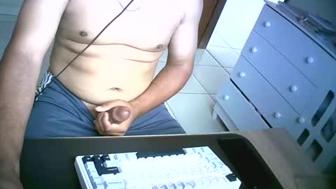 pedrohenriqueqq2309 online show from 10/14/25, 01:01