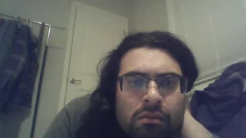 Snapshot of peeteymhmmm chatting on 11/17/25, 05:46 peeteymhmmm online show from 11/17/25, 05:46