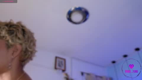 Snapshot of peggy_funn chatting on 01/04/25, 12:37 peggy-funn online show from 01/04/25, 12:37