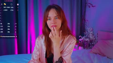 LisaDrako online show from 09/30/25, 07:19