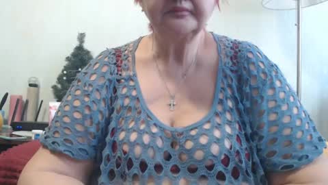 Snapshot of peggysoft chatting on 02/07/25, 11:34 PeggySoft online show from 02/07/25, 11:34