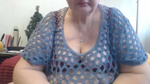 Snapshot of peggysoft chatting on 02/09/25, 11:47 PeggySoft online show from 02/09/25, 11:47
