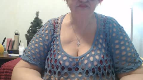 Snapshot of peggysoft chatting on 02/10/25, 06:13 PeggySoft online show from 02/10/25, 06:13