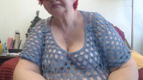 Snapshot of peggysoft chatting on 02/14/25, 09:45 PeggySoft online show from 02/14/25, 09:45