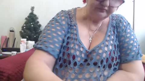 Snapshot of peggysoft chatting on 02/17/25, 11:55 PeggySoft online show from 02/17/25, 11:55