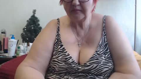 Snapshot of peggysoft chatting on 03/12/25, 07:35 PeggySoft online show from 03/12/25, 07:35
