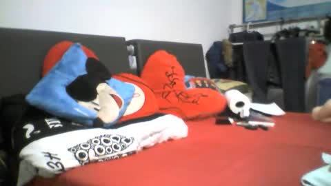 Snapshot of peky988 chatting on 10/31/25, 11:28 peky988 online show from 10/31/25, 11:28