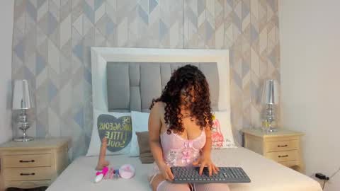  Penelope  online show from 09/25/25, 04:05