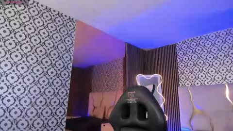 penelope online show from 12/19/25, 03:13