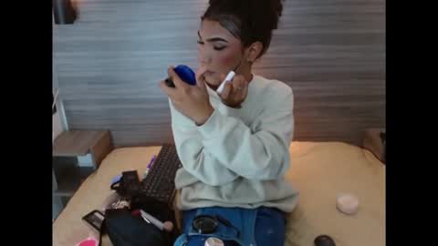 Penelopee Rouse online show from 11/24/25, 08:08