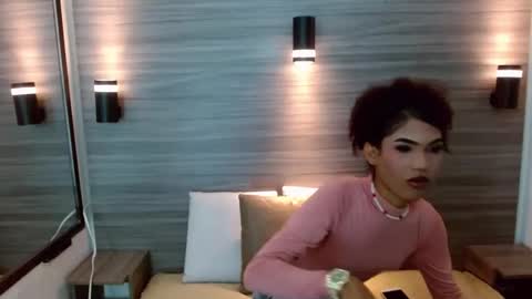 Penelopee Rouse online show from 12/13/25, 07:53