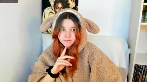 penelopeonegrey online show from 03/05/25, 07:05