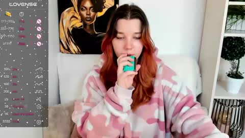 penelopeonegrey online show from 03/10/25, 10:15