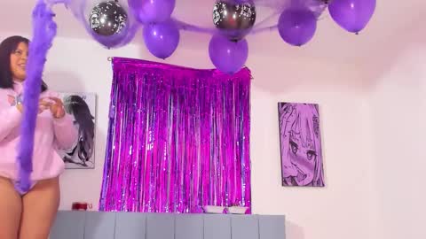 penelope online show from 10/18/25, 04:15