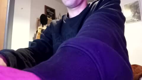 Snapshot of penesvoladores92 chatting on 12/08/24, 04:04 penesvoladores92 online show from 12/08/24, 04:04