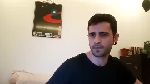 Snapshot of penesvoladores92 chatting on 01/19/25, 02:15 penesvoladores92 online show from 01/19/25, 02:15