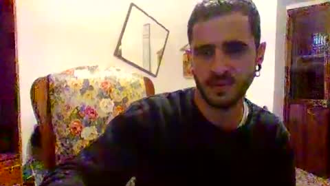 Snapshot of penesvoladores92 chatting on 11/02/25, 03:31 penesvoladores92 online show from 11/02/25, 03:31