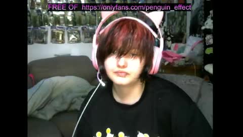 Snapshot of penguin_effect chatting on 06/16/26, 02:41 penguin_effect online show from 06/16/26, 02:41