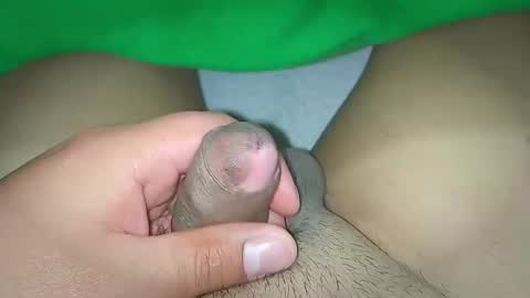 Snapshot of penils_juicy chatting on 10/21/25, 03:29 Penils online show from 10/21/25, 03:29