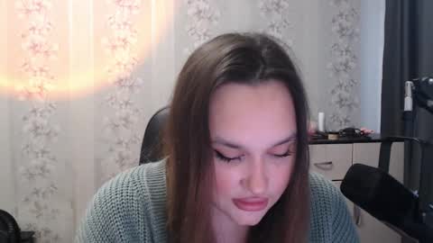  Mia  online show from 09/09/25, 05:40