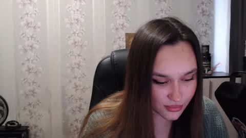  Mia  online show from 09/16/25, 06:36