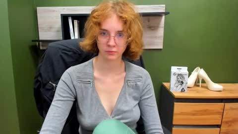Penny online show from 09/12/25, 06:24