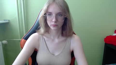 Snapshot of penny_lust chatting on 02/20/26, 07:32 Penny online show from 02/20/26, 07:32