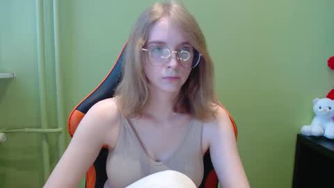 Snapshot of penny_lust chatting on 03/30/26, 01:12 Penny online show from 03/30/26, 01:12