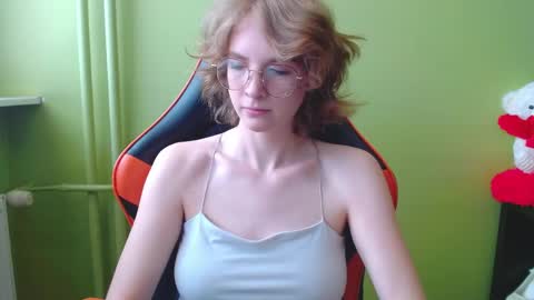 Snapshot of penny_lust chatting on 04/24/26, 06:27 Penny online show from 04/24/26, 06:27