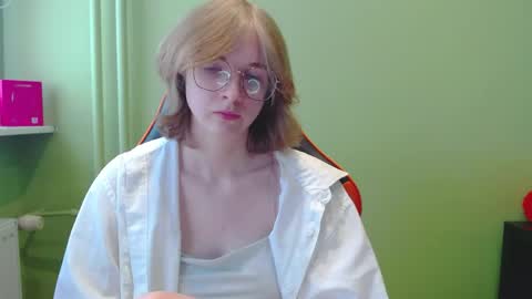 Snapshot of penny_lust chatting on 05/14/26, 06:42 Penny online show from 05/14/26, 06:42