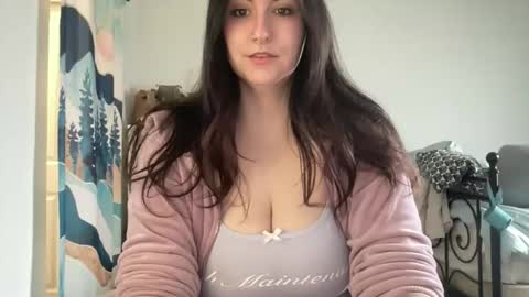 Snapshot of pennybabyy chatting on 04/12/26, 06:35 Penny Lane online show from 04/12/26, 06:35